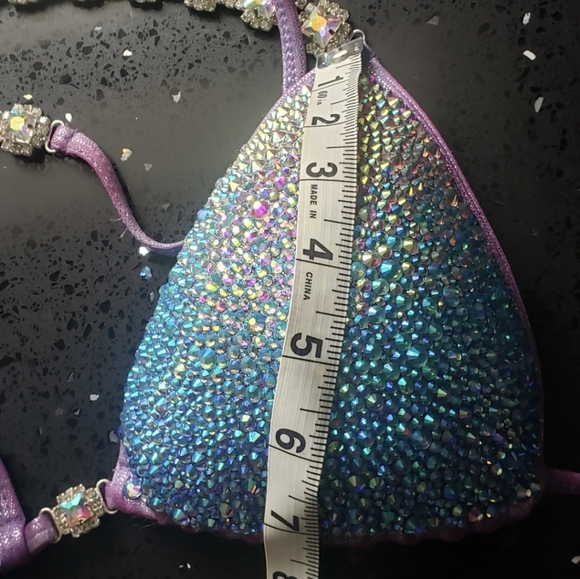 Bodybuilding Figure Suit - Picture 3 of 9